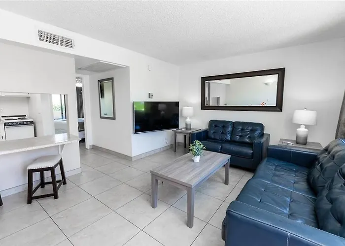 146 Fully Furnished 1br Suite-pet Friendly *